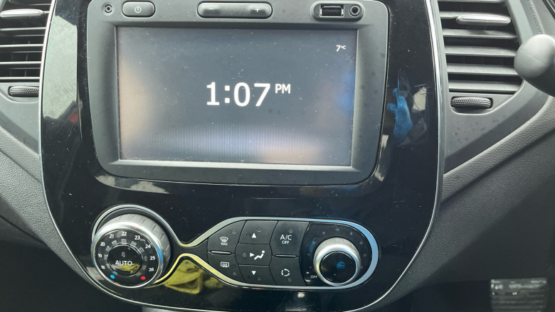 Renault Captur 1.2 TCE 120 Dynamique S Nav 5dr EDC Petrol Hatchback